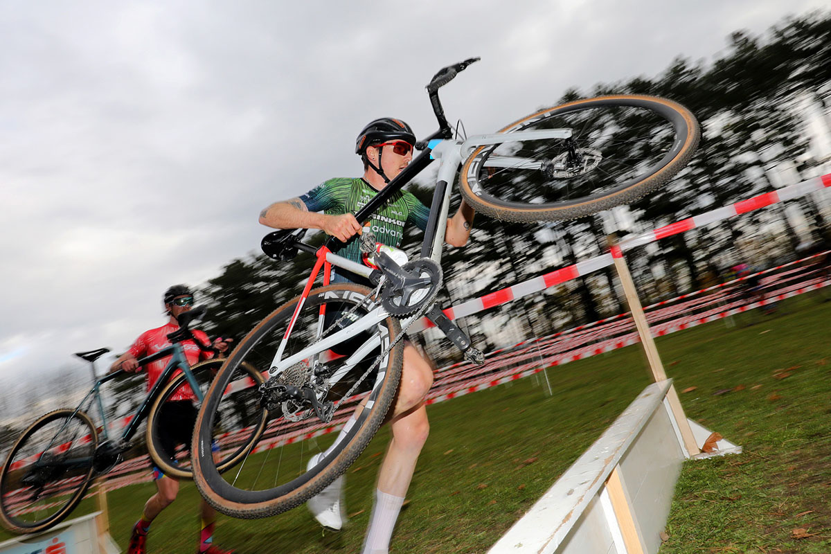 Starker Start vom Defekt gebremst